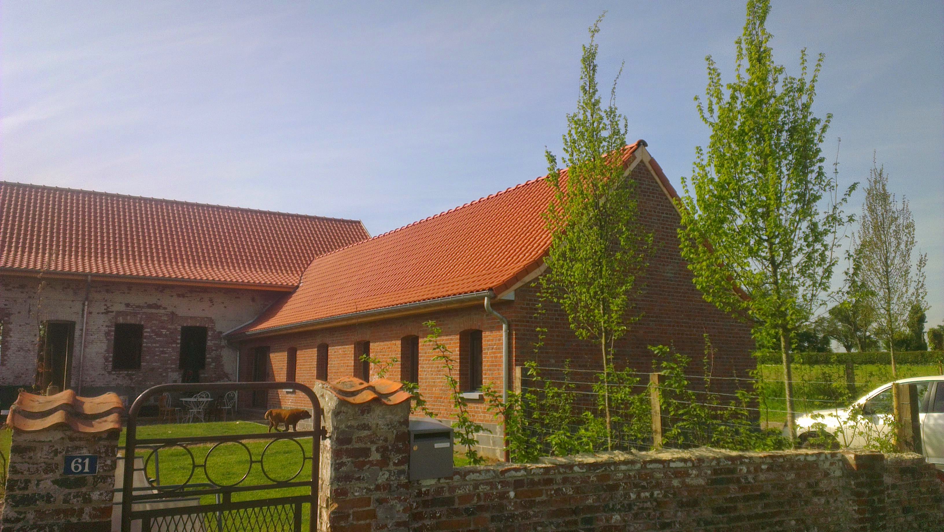 Rénovation toiture tuiles Attiches