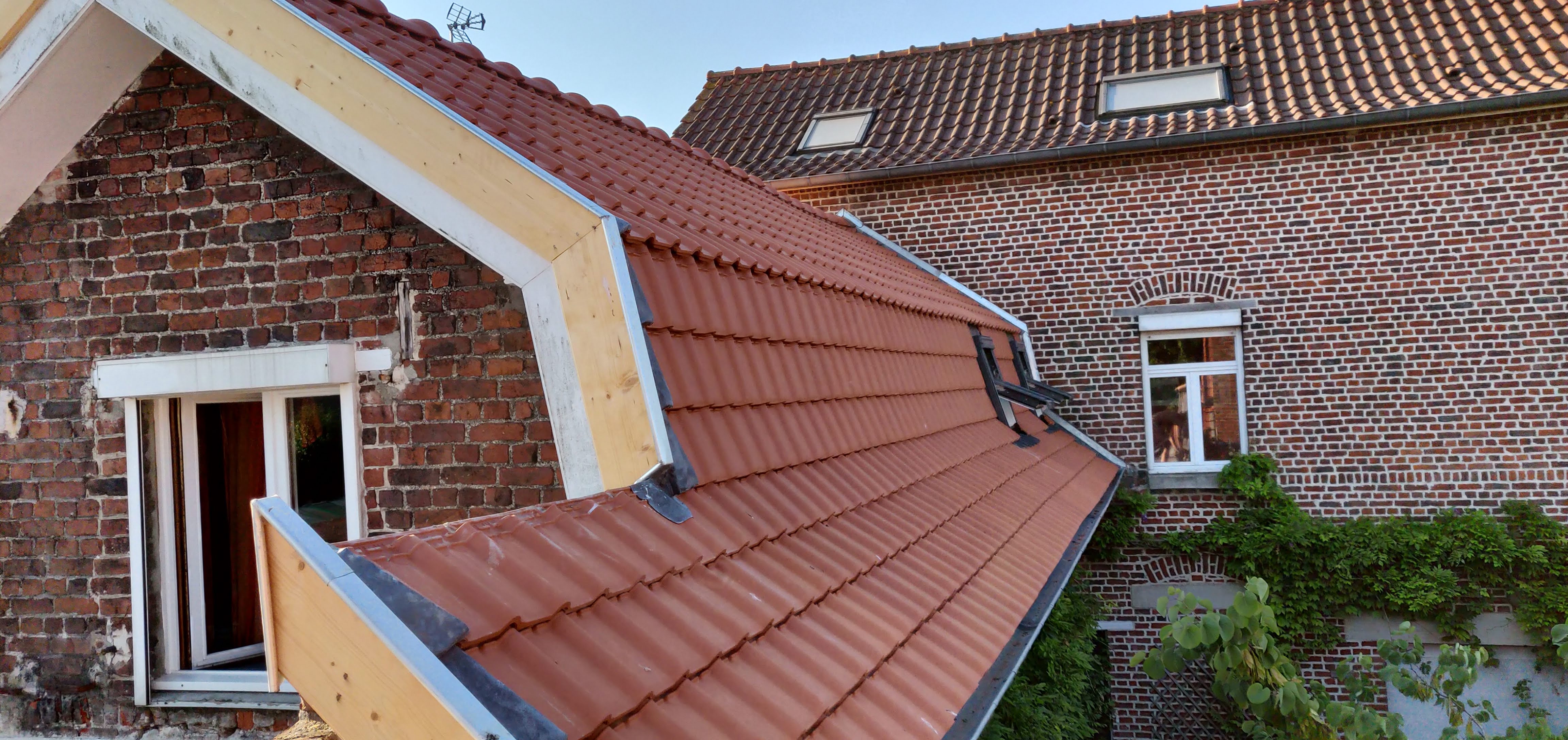 Rénovation toiture tuiles Brillon