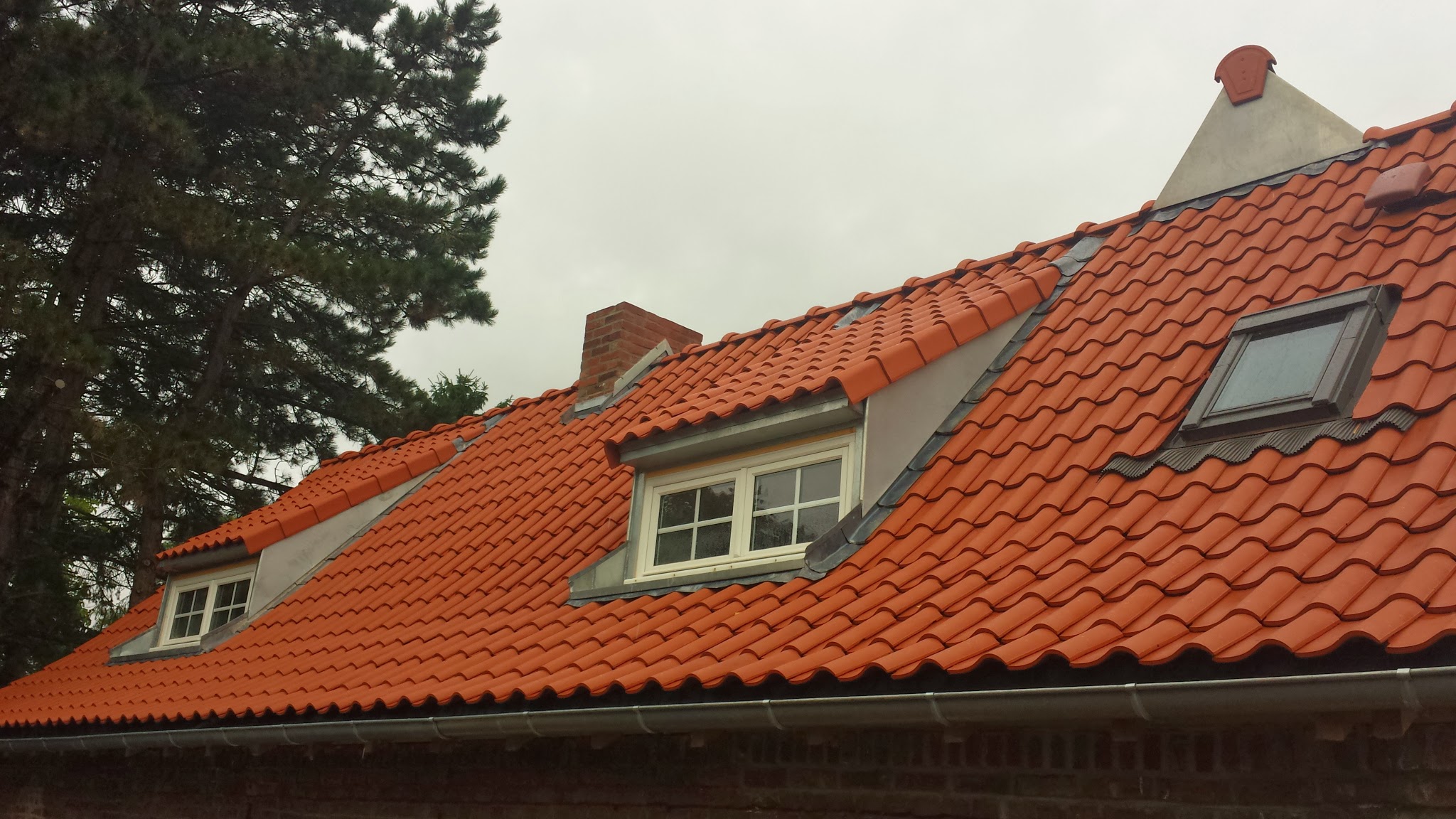 Rénovation toiture tuiles Nomain