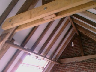 R&eacute;novation de charpente ancienne avec renforcement de structure &agrave; Beuvry-la-For&ecirc;t