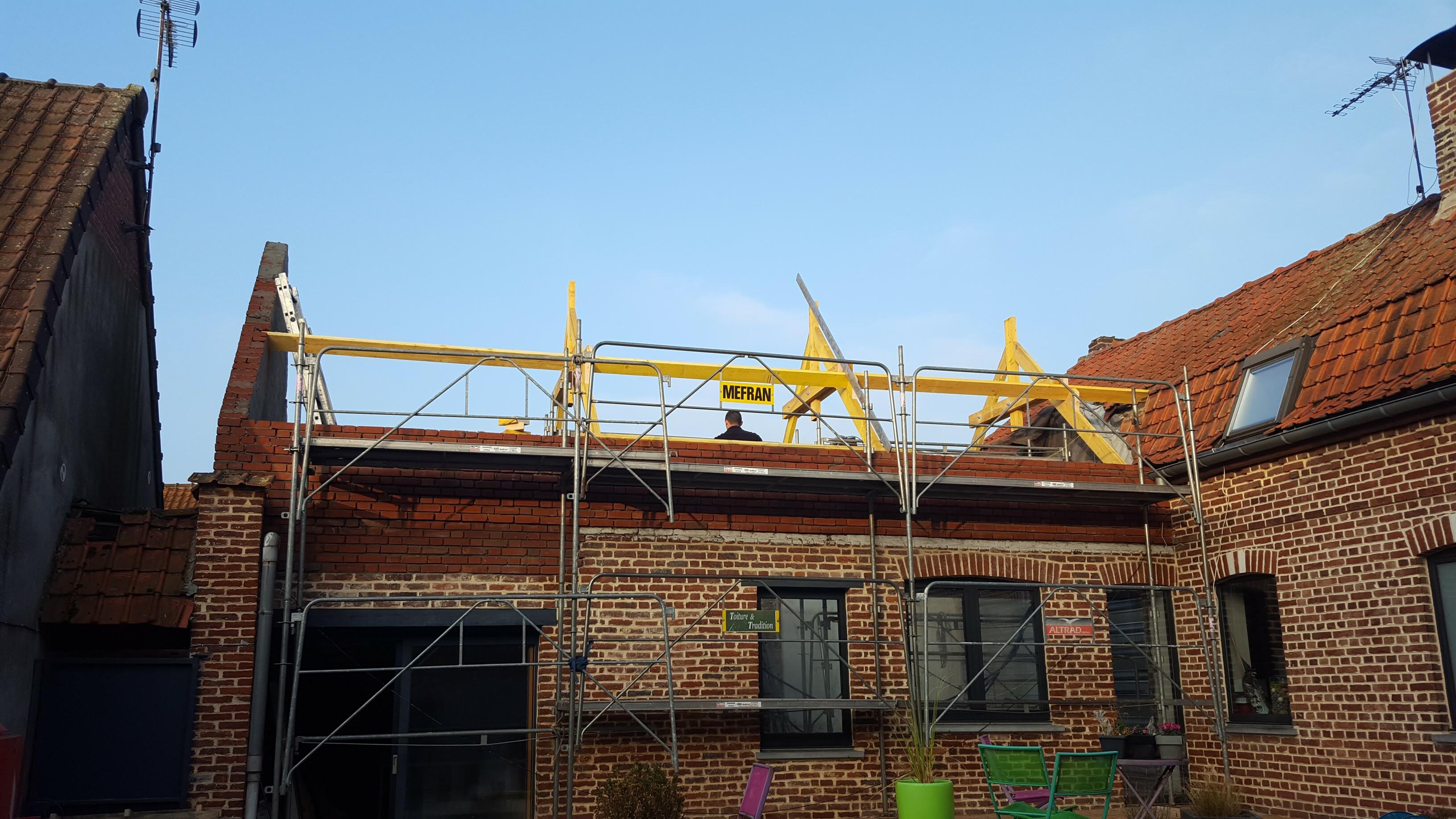 Pose de charpente bois sur maison individuelle à Orchies