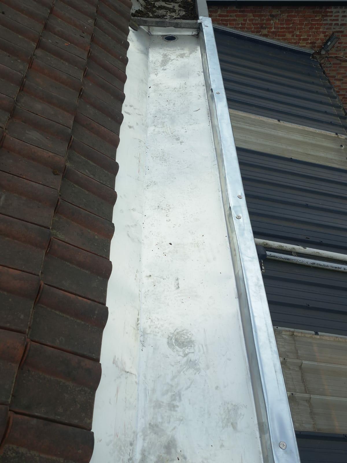 Pose de gouttières et entretien de chéneaux sur maison individuelle à Hasnon