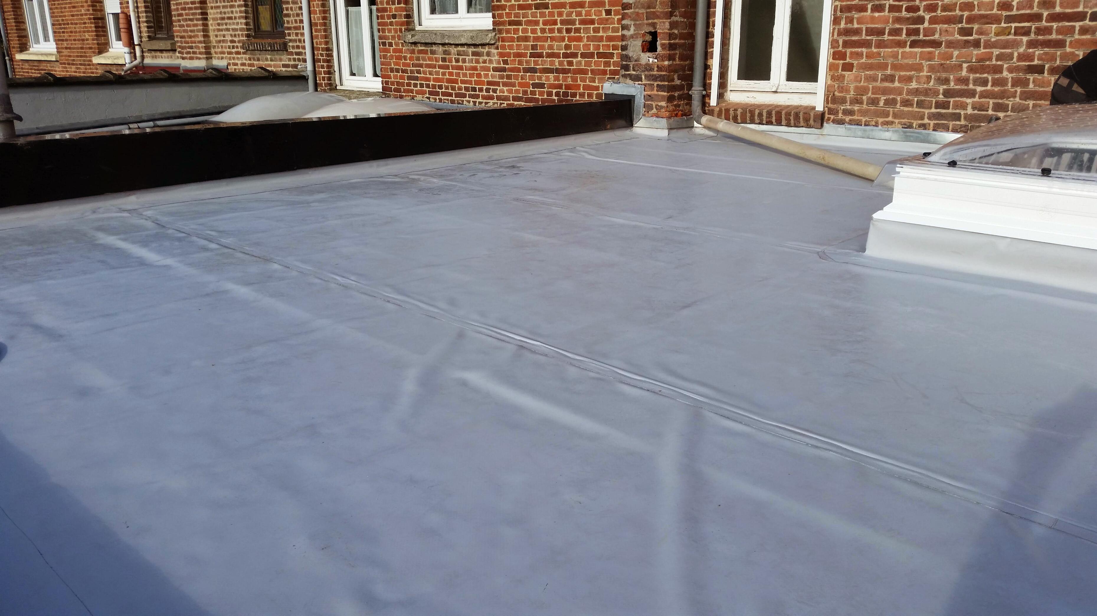 Travaux d’étanchéité et rénovation de toiture plate sur bâtiment à Auchy-lez-Orchies