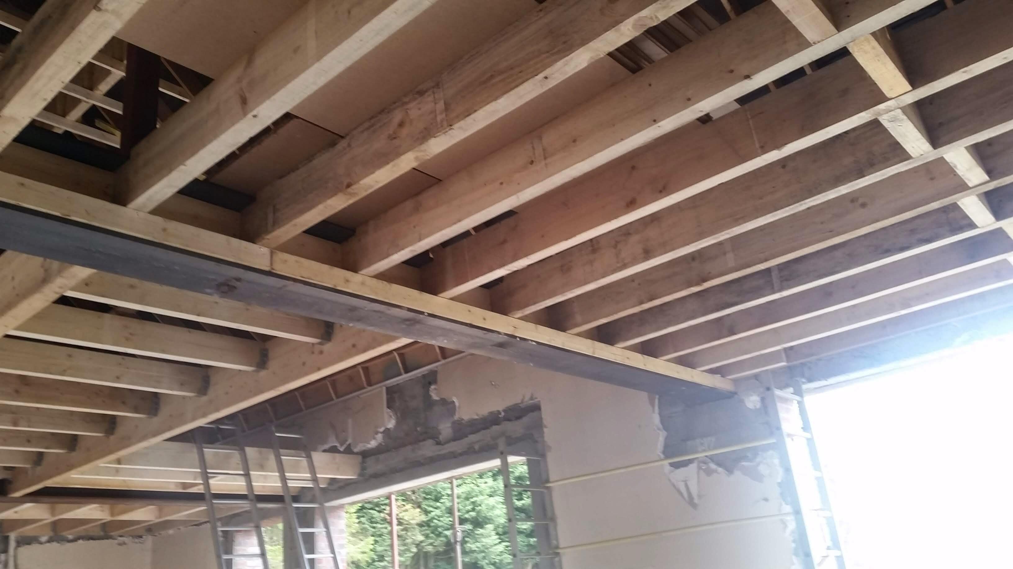 Travaux de charpente traditionnelle et rénovation de structure bois à Bachy