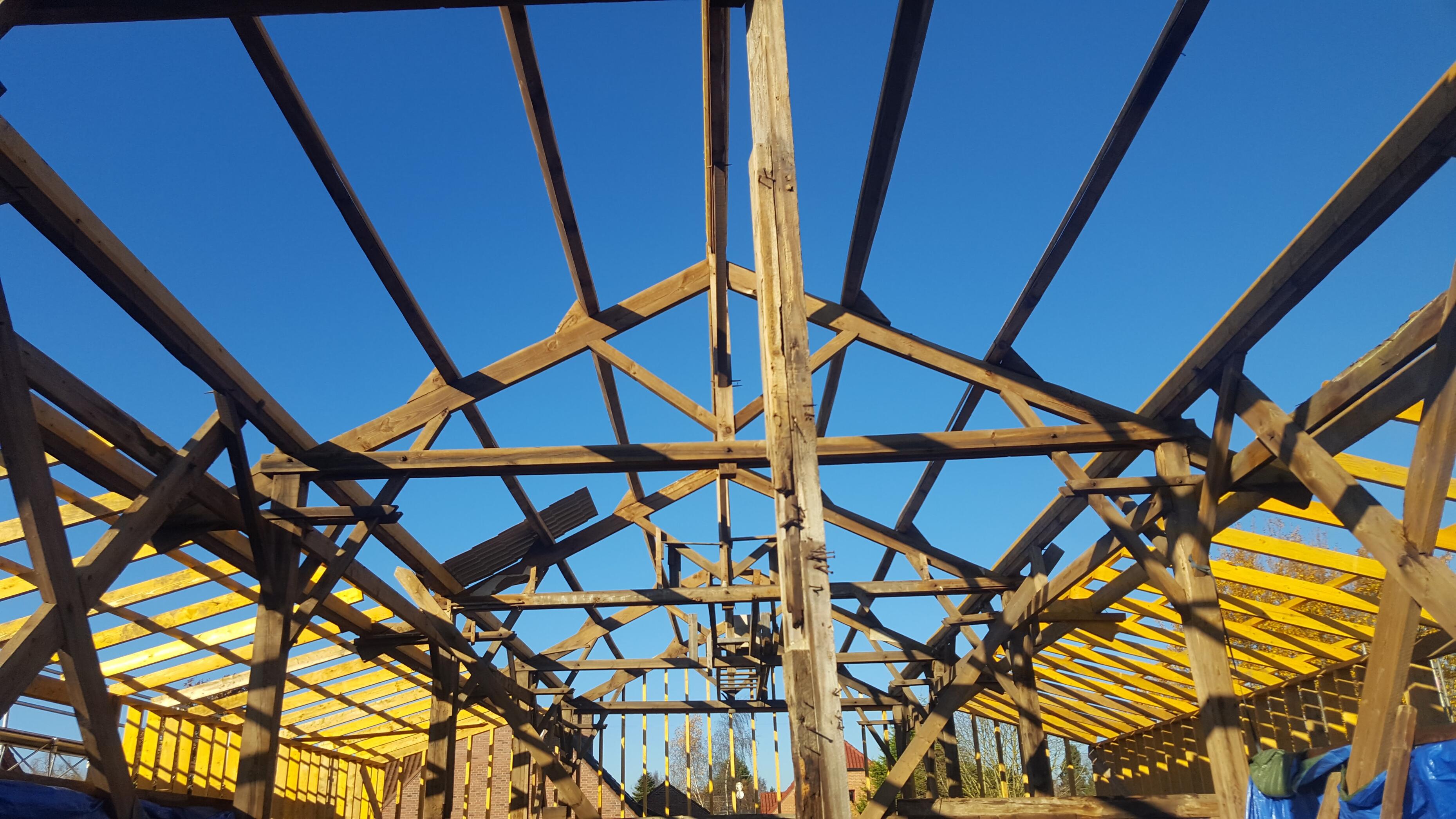 Intervention sur charpente bois pour remise en état et renforcement à Cysoing