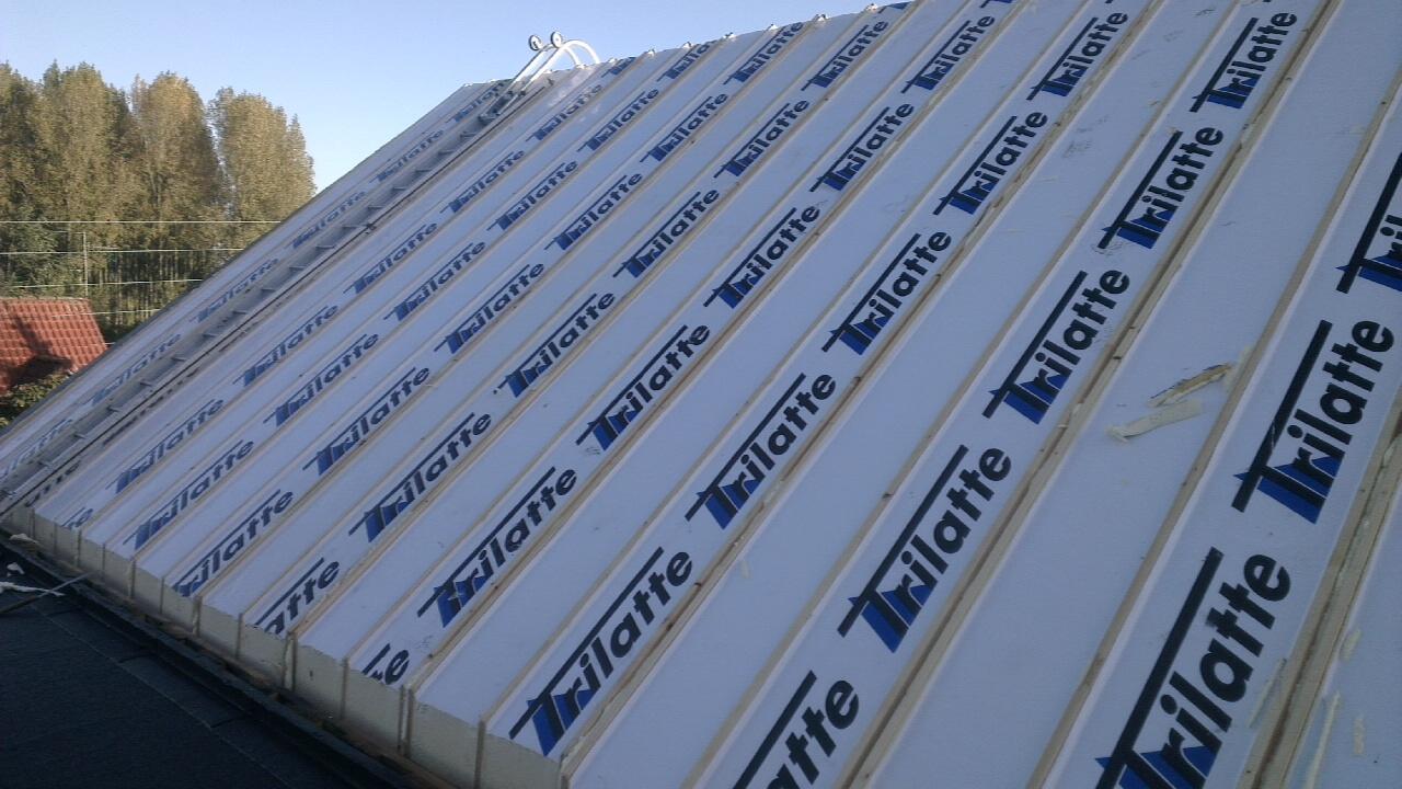 Isolation de toiture par sarking afin d’améliorer les performances thermiques du logement à Hérin