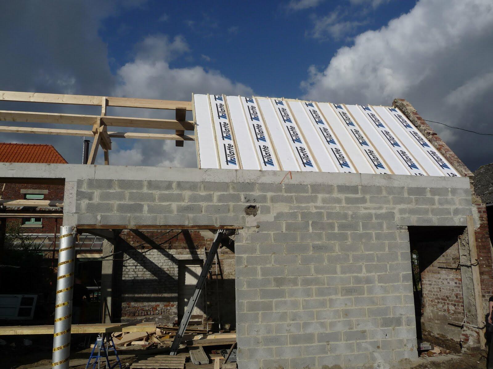 Isolation de toiture par sarking afin d’améliorer le confort thermique du logement à Nomain