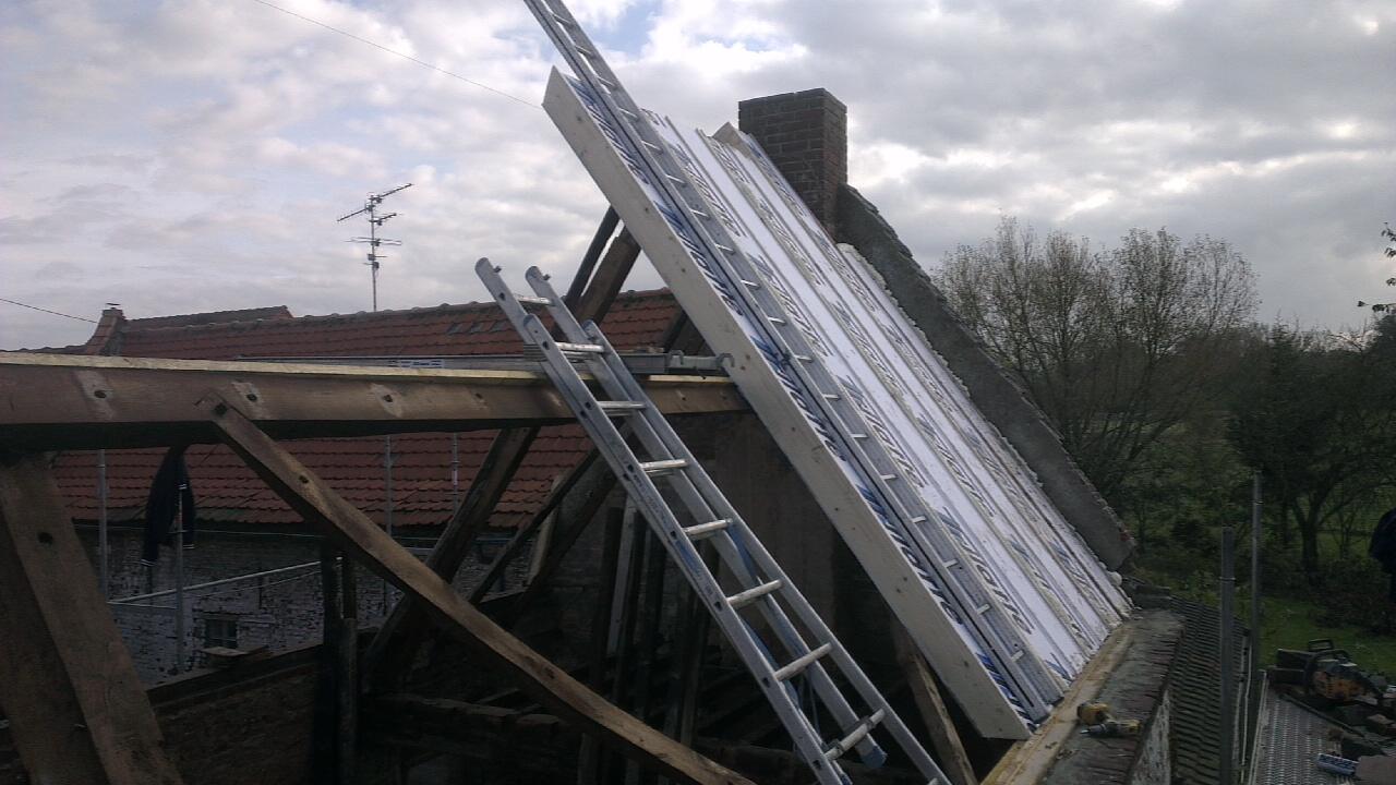 Isolation de toiture par l’extérieur réalisée sur habitation à Chéreng