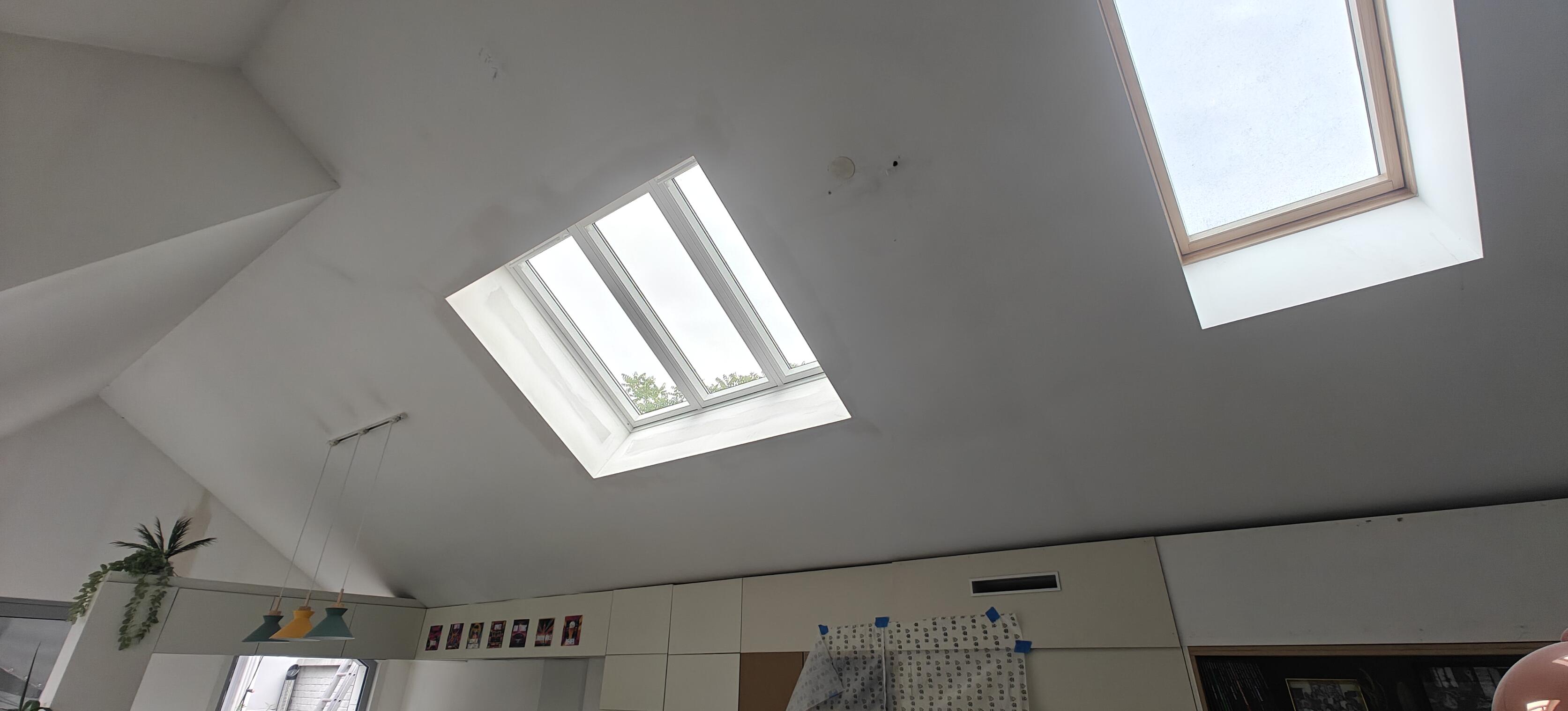 Pose de fenêtres de toit Velux pour apporter plus de lumière naturelle en Pévèle Carembault