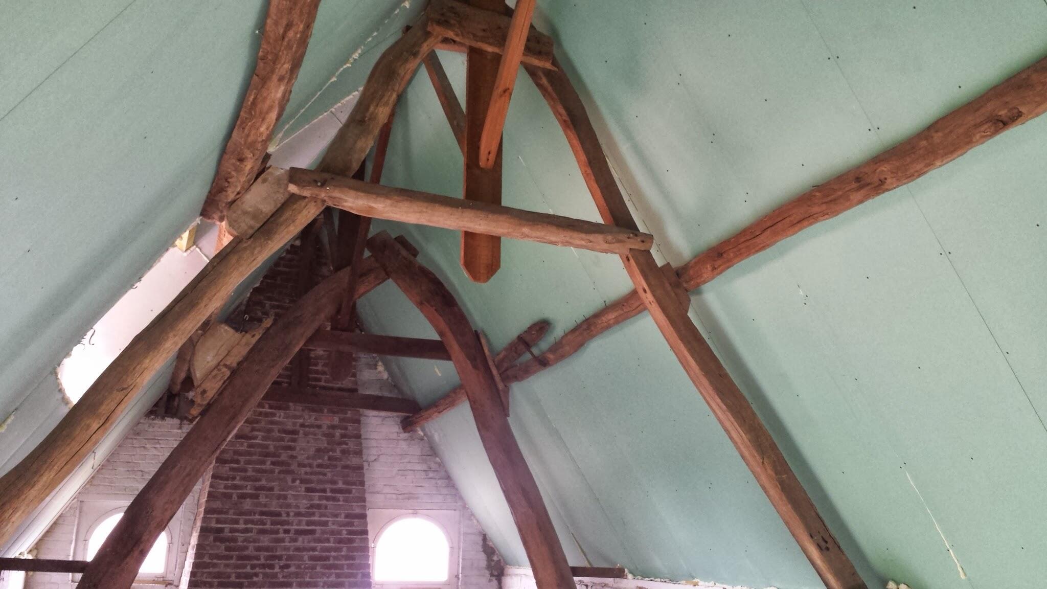 Rénovation de charpente ancienne avec conservation du bâti existant à Bachy