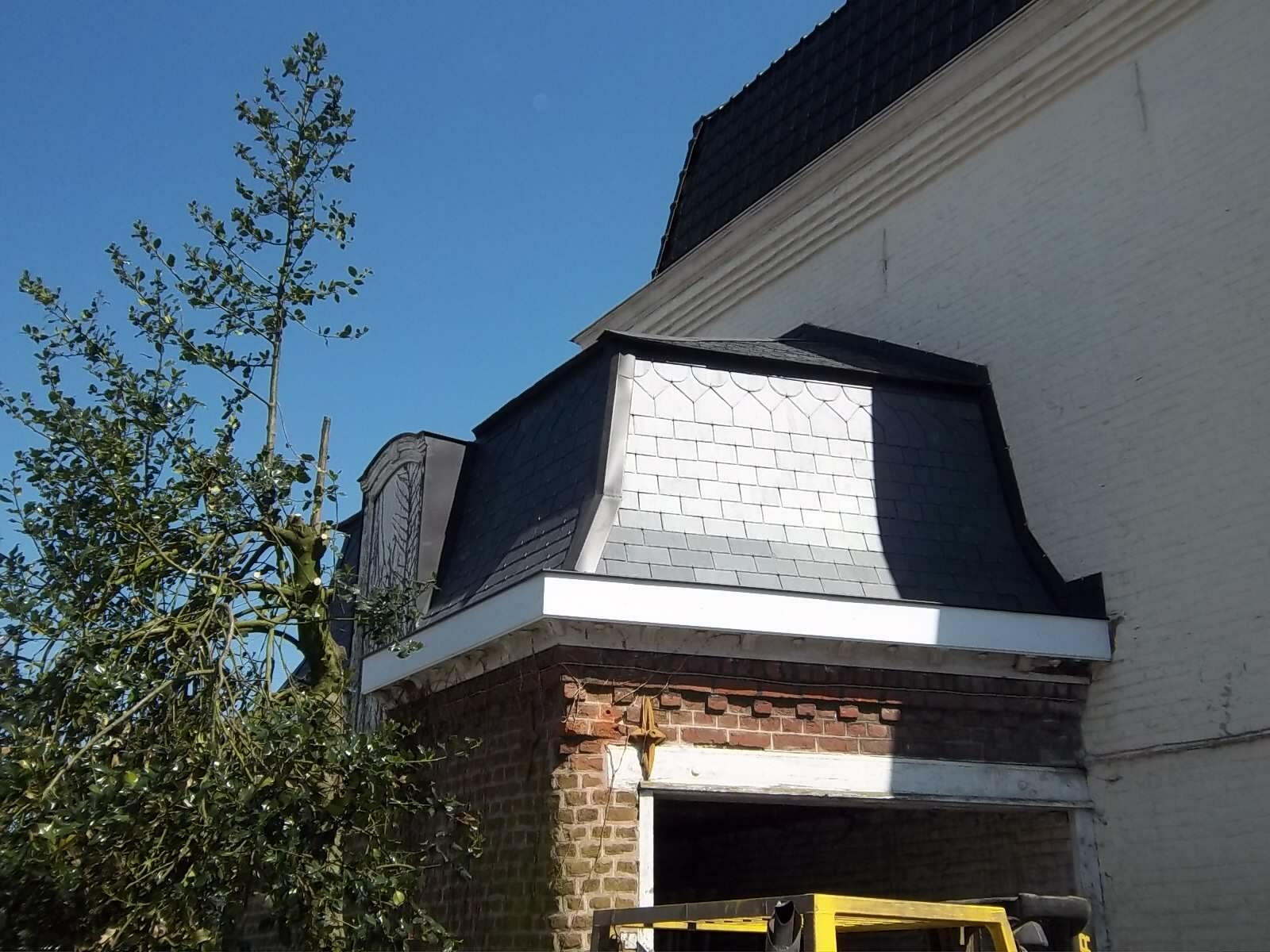 Pose de toiture en ardoise réalisée par un couvreur spécialisé à Aulnoy-lez-Valenciennes