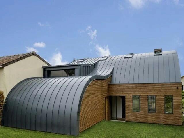 Toiture en zinc à joint debout réalisée sur habitation en Pévèle Carembault