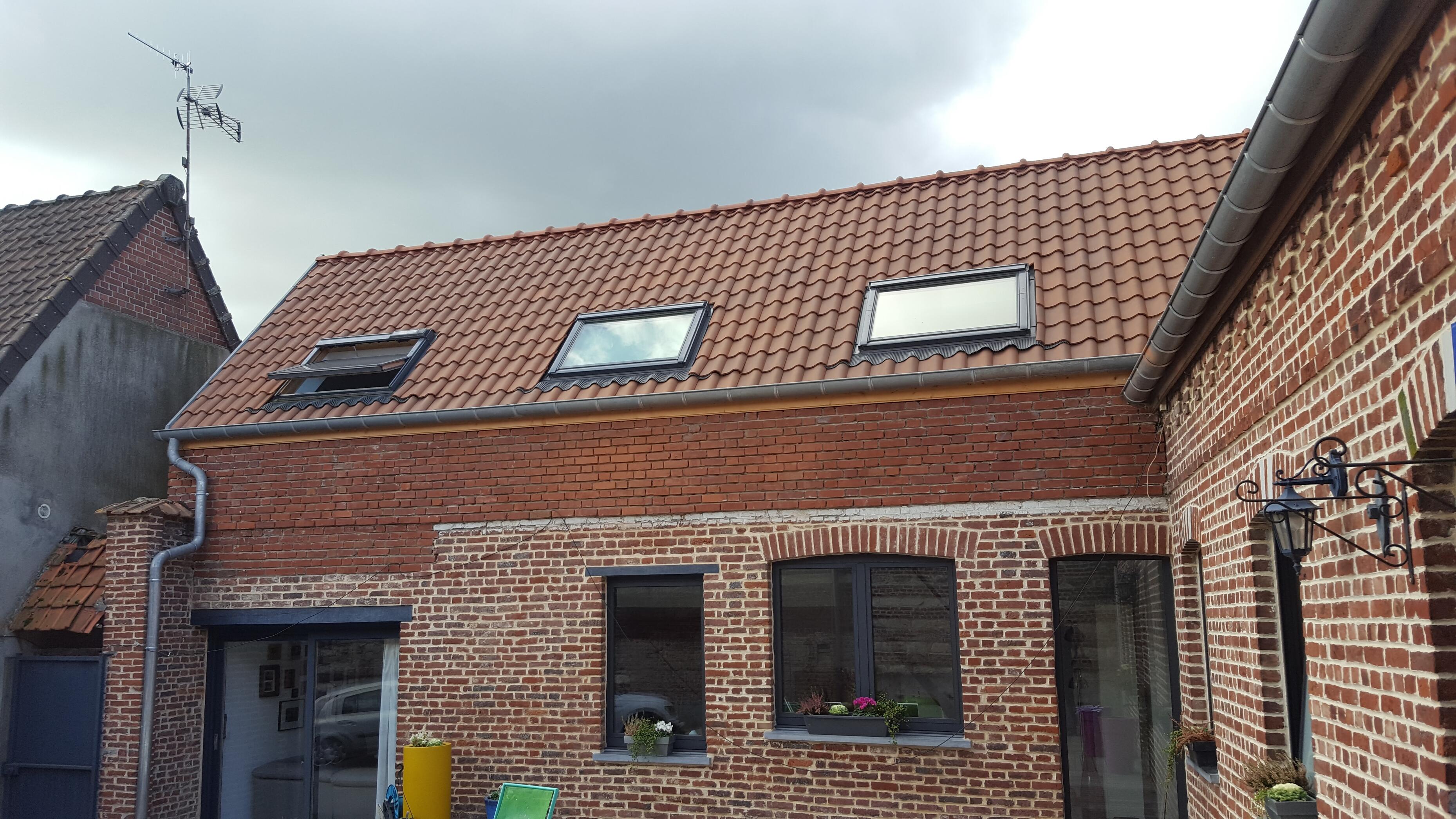 Velux et fenêtres de toit finalisés après travaux dans le Valenciennois