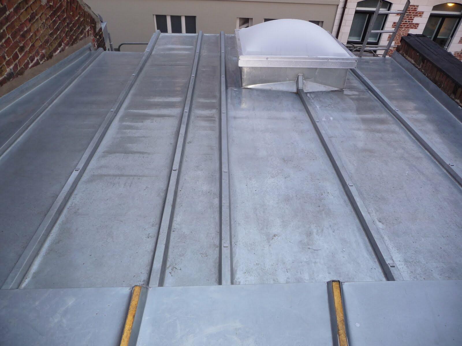 Zinguerie traditionnelle réalisée par couvreur zingueur à Mérignies